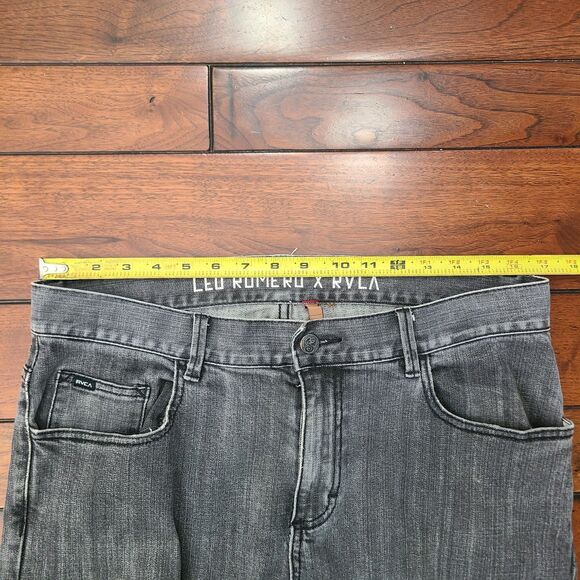 RVCA X Leo Romero Jeans Men's Size 33x31 Gray Straight Leg Skate Surf - Picture 9 of 13
